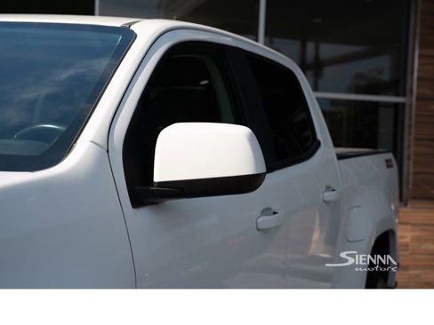 Used 2020 Chevrolet Colorado Z71 image 11