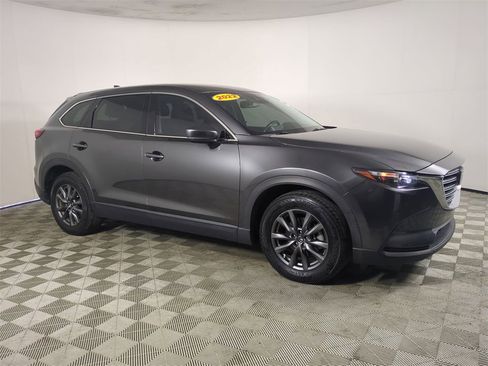 Used 2022 MAZDA CX-9 Touring image 2