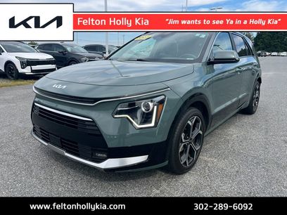 Used 2023 Kia Niro EX Touring