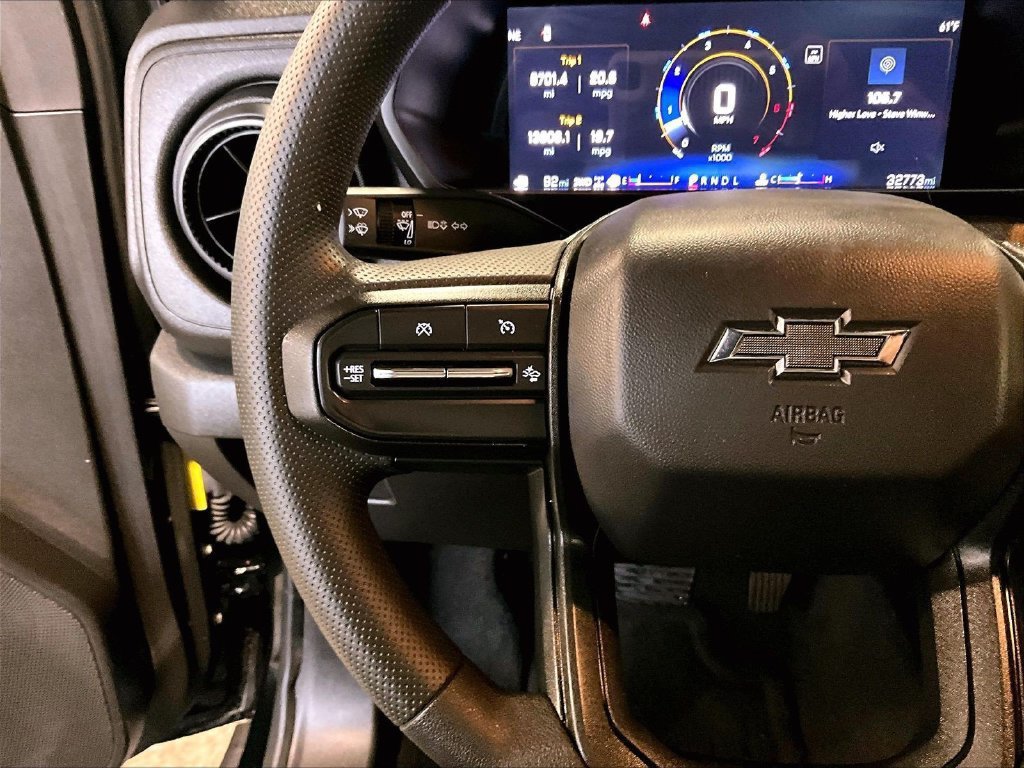 Used 2024 Chevrolet Colorado Trail Boss w/ Technology Package AWD/4WD image 23