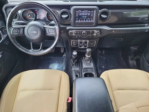 Used 2020 Jeep Wrangler Unlimited Sport AWD/4WD image 16