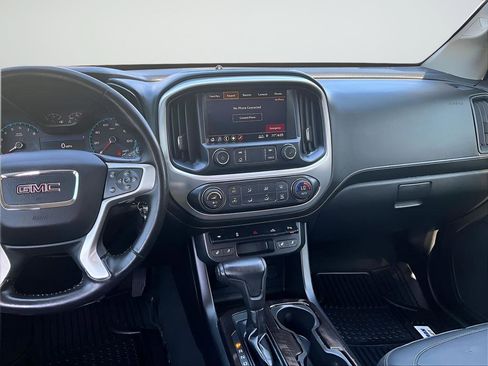 Certified 2019 GMC Canyon SLT w/ Trailering Package AWD/4WD image 17