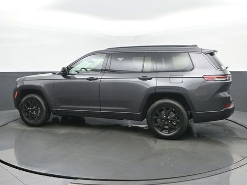 New 2026 Jeep Grand Cherokee L 4WD image 3