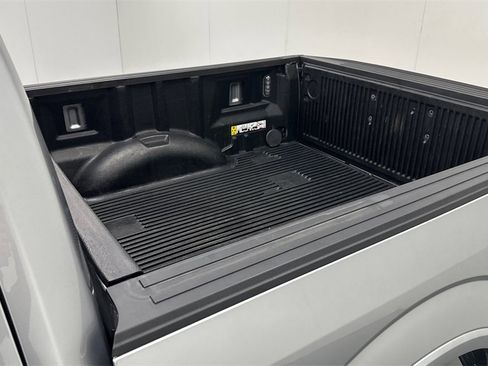 Used 2020 Ford F150 XLT w/ Equipment Group 302A Luxury image 25