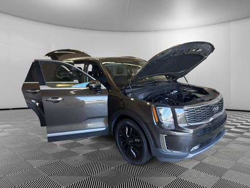 Used 2020 Kia Telluride SX w/ SX Prestige Package AWD/4WD image 9