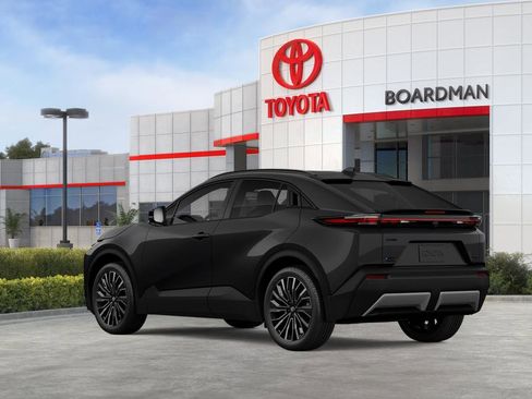 New 2026 Toyota C-HR AWD/4WD image 8