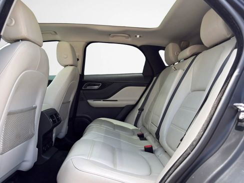 Used 2018 Jaguar F-PACE Prestige AWD/4WD image 23