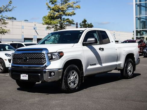 Used 2018 Toyota Tundra SR5 AWD/4WD image 5