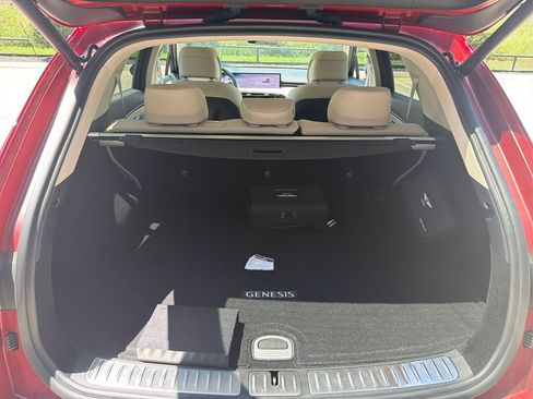 Certified 2026 Genesis GV70 2.5T Advanced AWD/4WD image 16