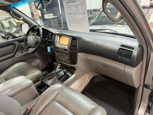 Used 2006 Toyota Land Cruiser AWD/4WD image 11