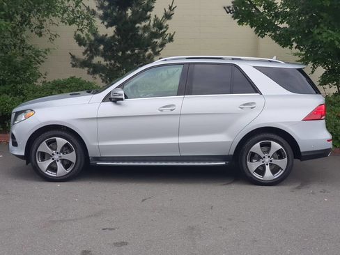 Used 2016 Mercedes-Benz GLE 350 image 2