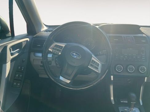 Used 2014 Subaru Forester 2.5i Limited AWD/4WD image 12