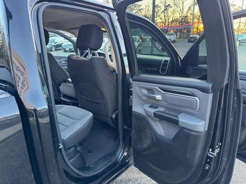 Used 2020 RAM 1500 Big Horn AWD/4WD image 15