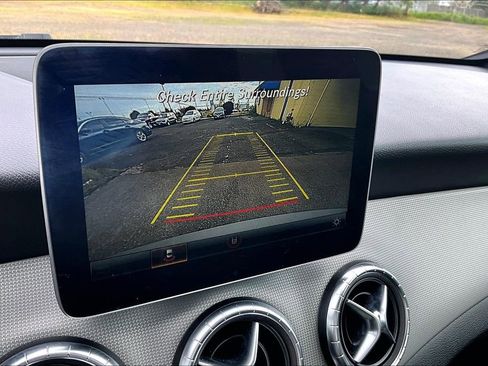 Used 2017 Mercedes-Benz CLA 250 4MATIC image 29