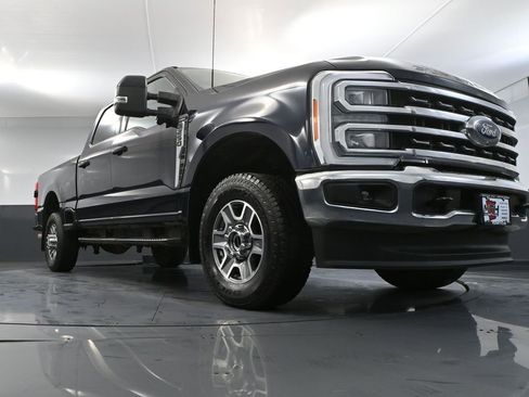 Used 2023 Ford F250 Lariat w/ FX4 Off-Road Package AWD/4WD image 54