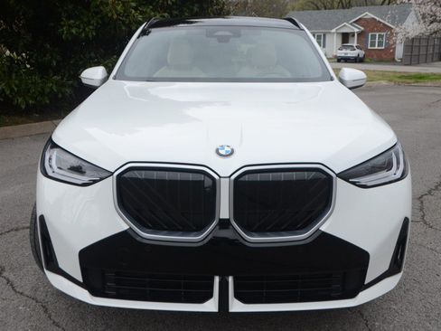 Used 2025 BMW X3 xDrive30i w/ Premium Package image 8