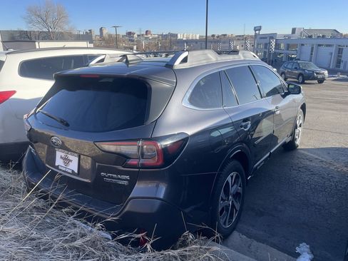 Used 2020 Subaru Outback Touring XT image 3