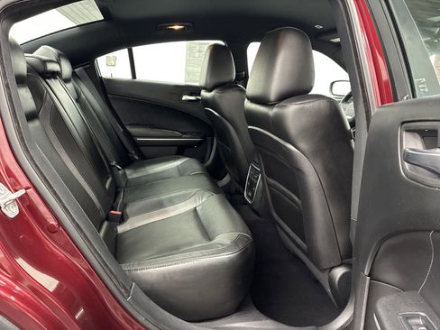 Used 2019 Dodge Charger SXT w/ Plus Group AWD/4WD image 9