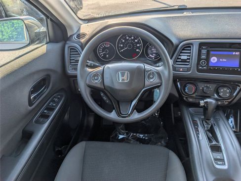 Used 2019 Honda HR-V LX image 16