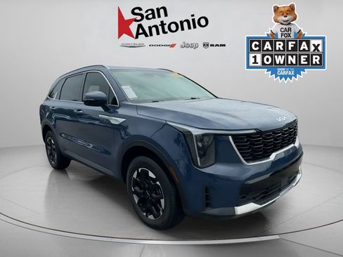 Used 2025 Kia Sorento S AWD/4WD image 1