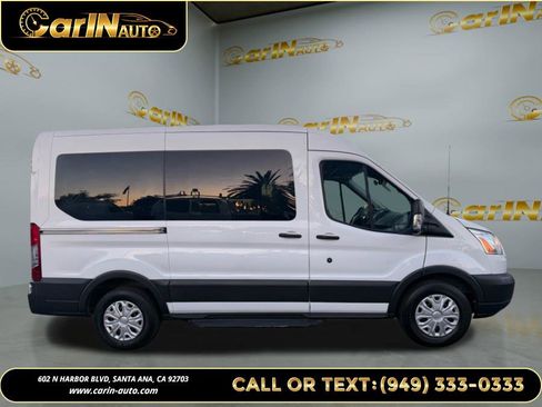 Used 2017 Ford Transit 150 XLT image 4