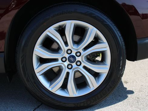 Used 2019 Ford Edge Titanium w/ Equipment Group 301A image 22