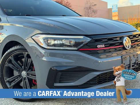 Used 2019 Volkswagen Jetta GLI image 4