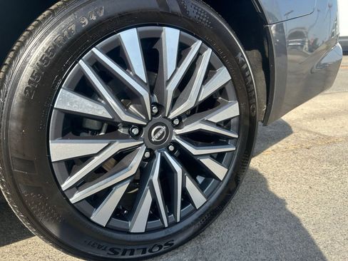 Used 2024 Nissan Altima 2.5 SV image 28