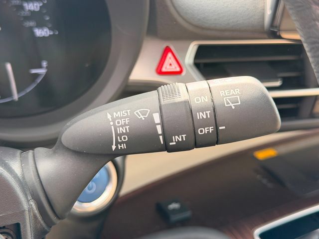 Used 2024 Toyota Sienna XLE w/ XLE Plus Package AWD/4WD image 17