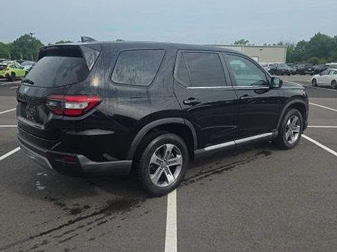 Used 2023 Honda Pilot EX-L image 4