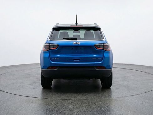 Used 2025 Jeep Compass Limited image 7