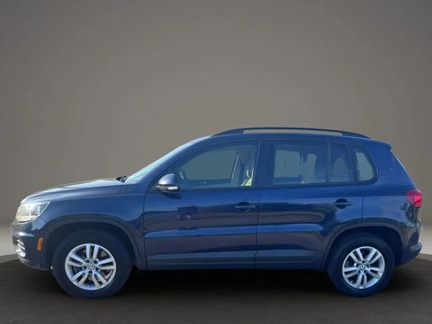 Used 2016 Volkswagen Tiguan S image 4