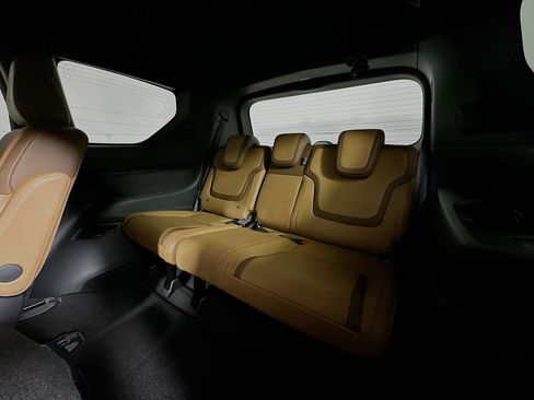 New 2026 Nissan Armada SL w/ Captain's Chari Seat Package AWD/4WD image 17