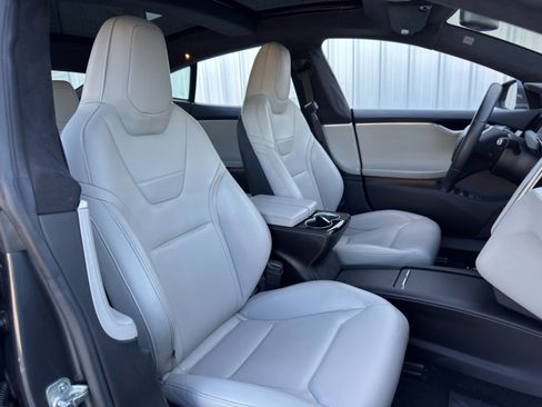 Used 2016 Tesla Model S 90D image 33