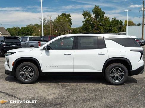 New 2026 Chevrolet Traverse LT w/ Enhanced Driving Package FWD image 9