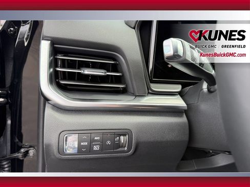 New 2026 GMC Terrain Denali AWD/4WD image 28