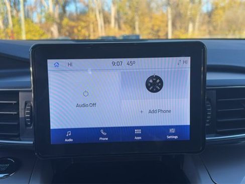 Certified 2022 Ford Explorer XLT w/ Equipment Group 202A image 23