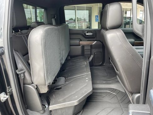 Used 2019 Chevrolet Silverado 1500 High Country AWD/4WD image 31