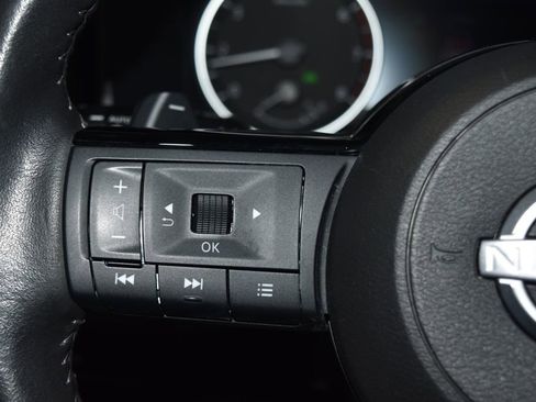 Certified 2023 Nissan Rogue SL FWD image 8