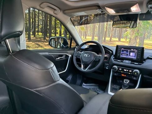 Used 2022 Toyota RAV4 XLE Premium FWD image 24