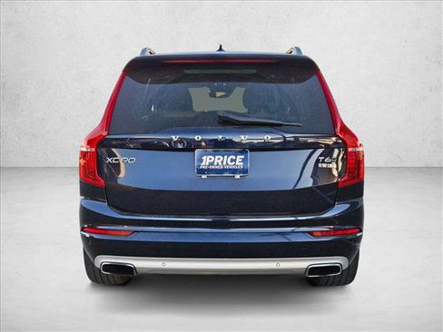 Used 2017 Volvo XC90 T6 Momentum w/ Vision Package image 6