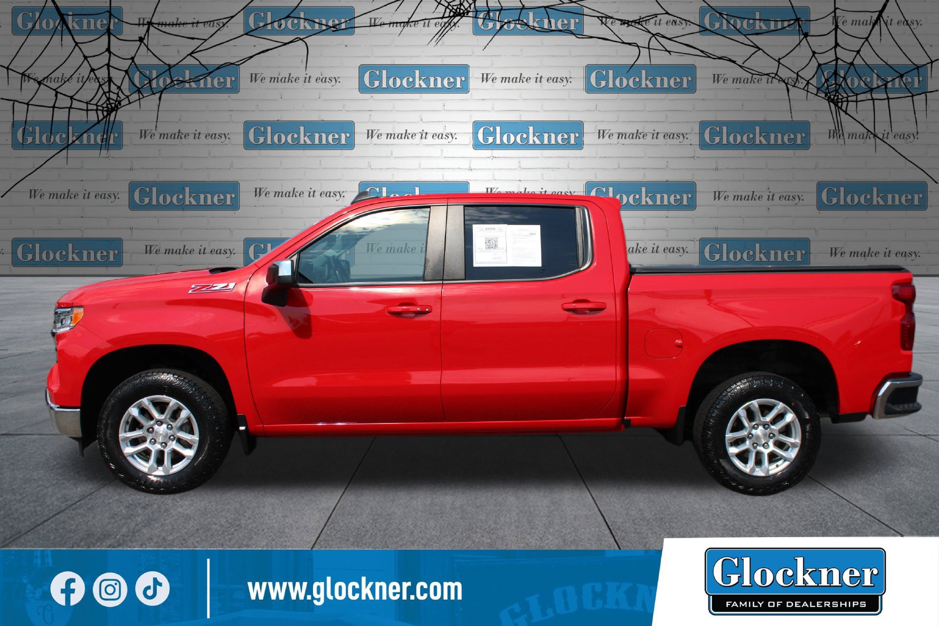 Used 2024 Chevrolet Silverado 1500 LT AWD/4WD image 10
