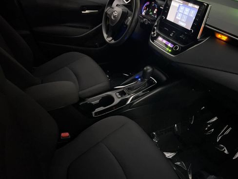 Used 2020 Toyota Corolla LE image 15