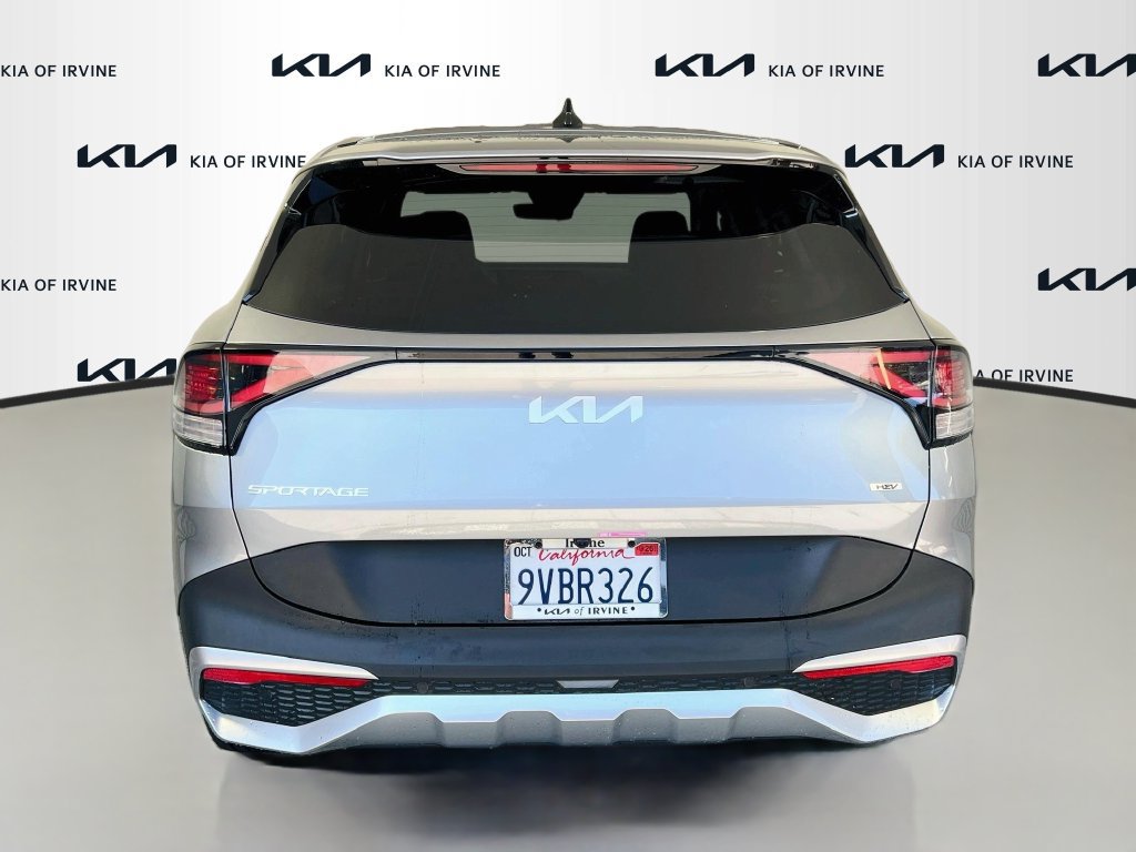 Certified 2025 Kia Sportage LX FWD image 8