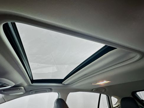 Used 2018 Subaru Impreza 2.0i Limited image 27