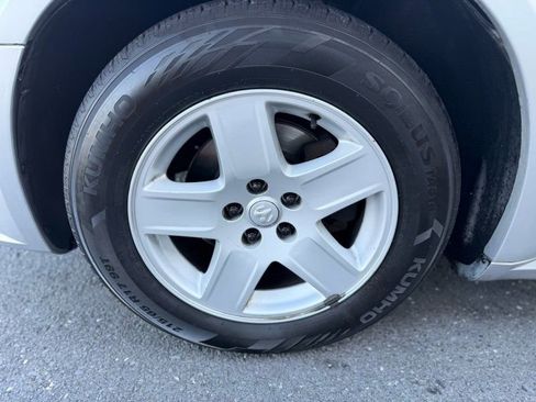 Used 2005 Dodge Magnum SE RWD image 14