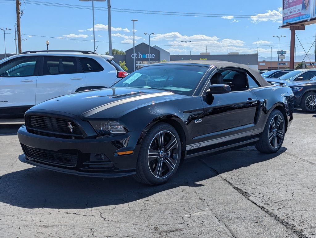 Used 2014 Ford Mustang GT Premium w/ Equipment Group 402A RWD image 9