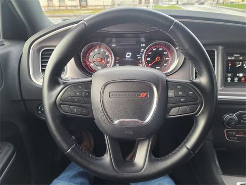 Used 2022 Dodge Charger SXT image 24