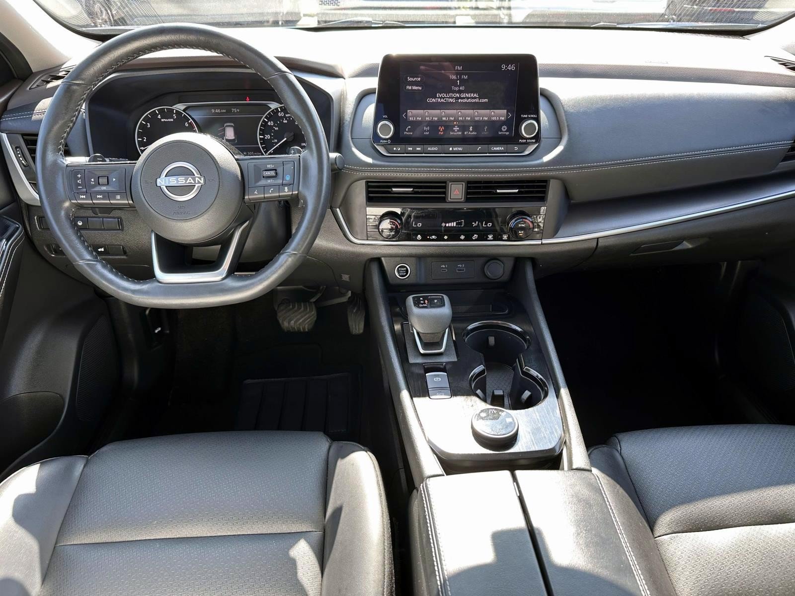 Used 2023 Nissan Rogue SV w/ SV Premium B Package AWD/4WD image 16