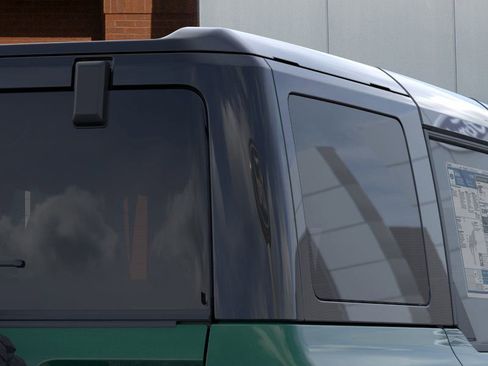 New 2025 Ford Bronco Outer Banks w/ Sasquatch Package image 25